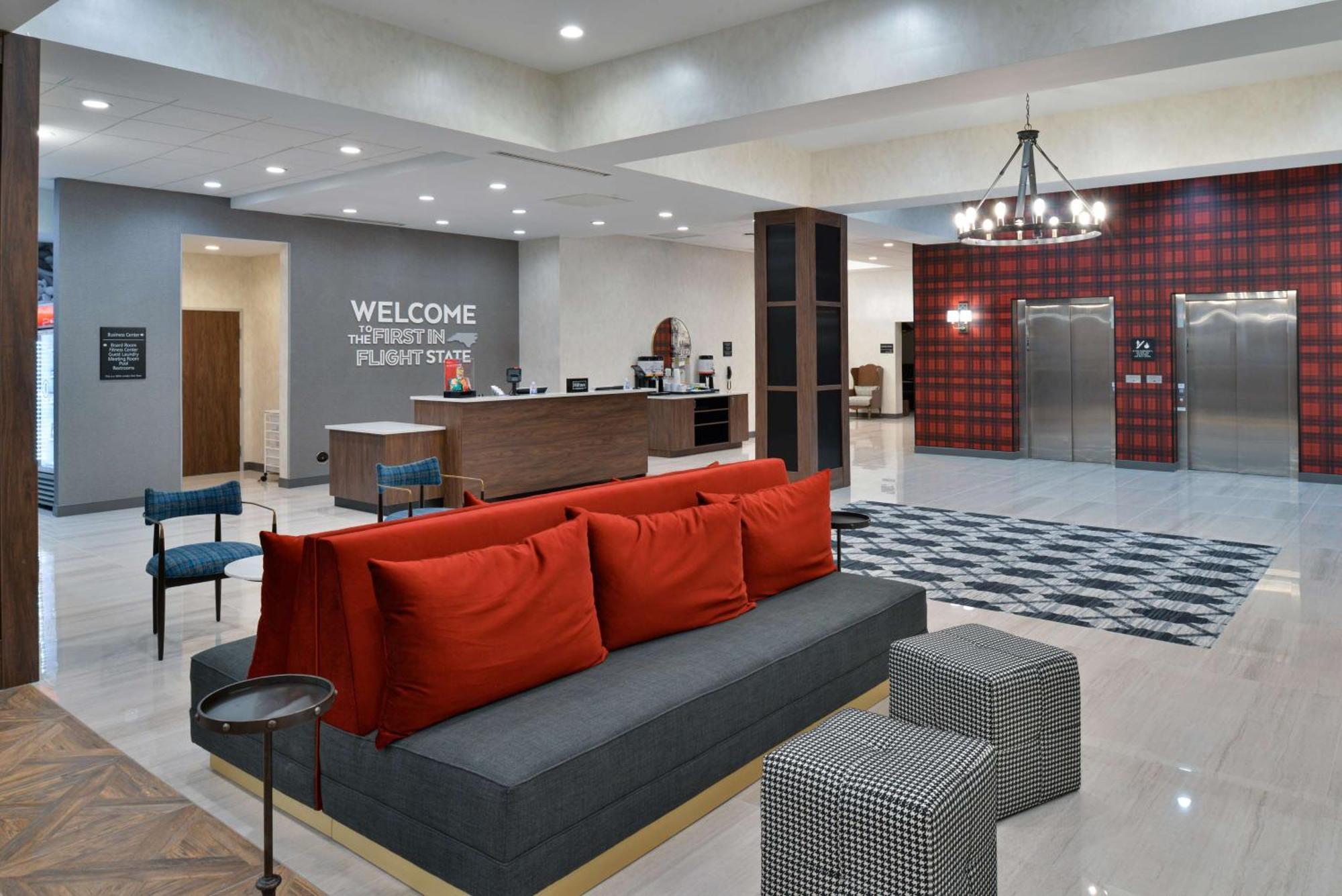 Hampton Inn & Suites Greensboro Downtown, Nc Εξωτερικό φωτογραφία