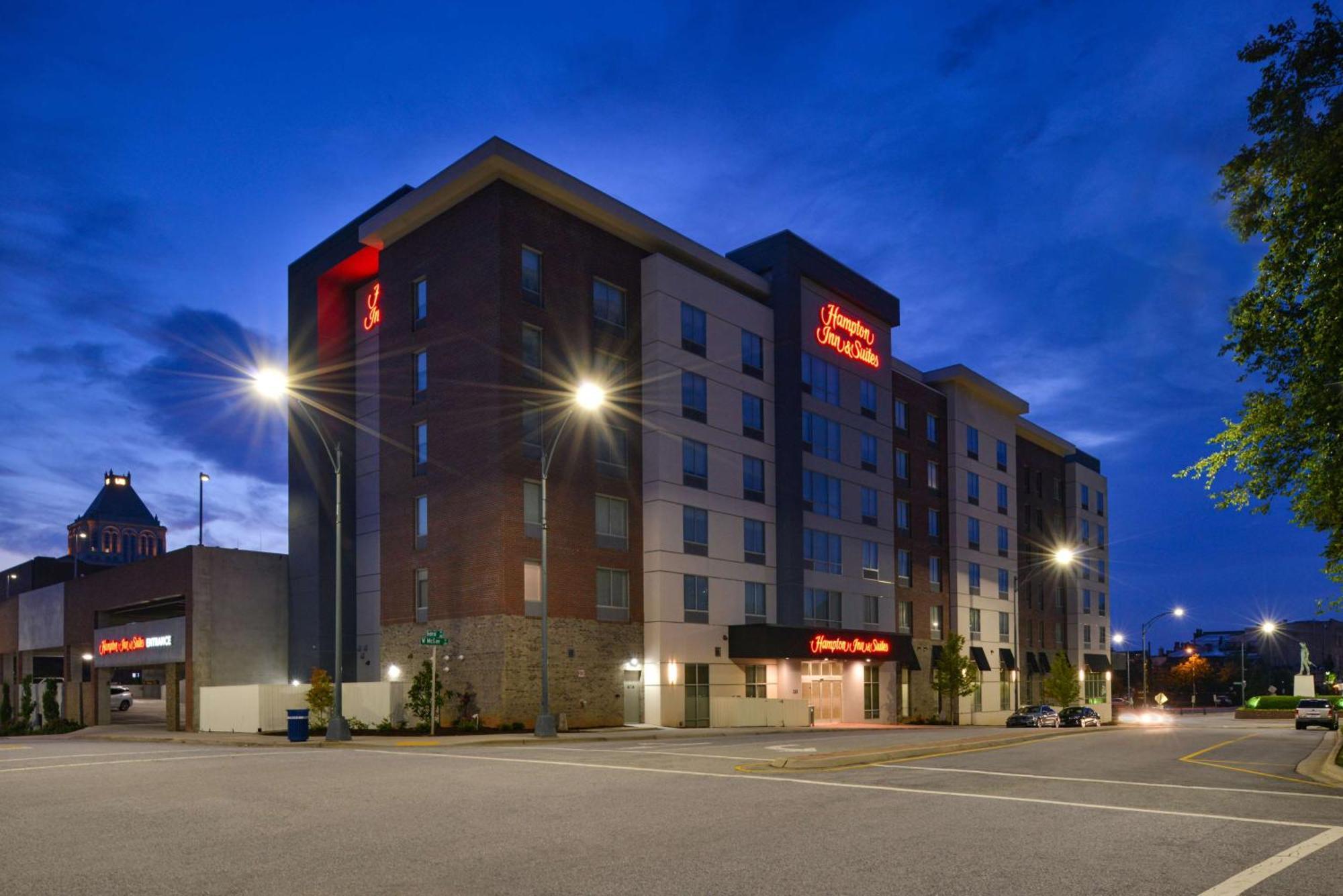 Hampton Inn & Suites Greensboro Downtown, Nc Εξωτερικό φωτογραφία